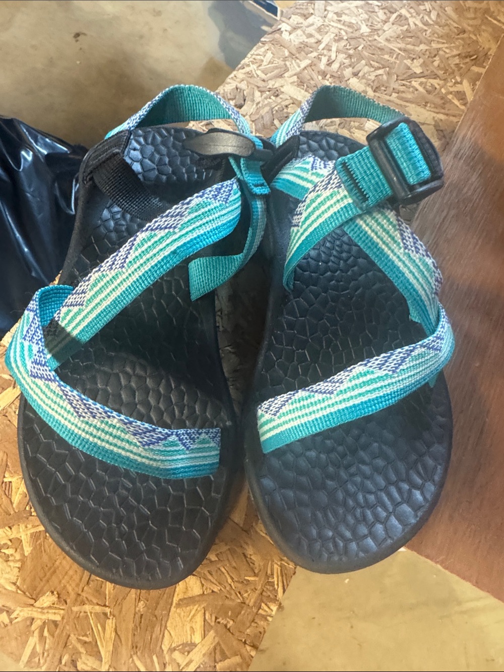 Slightly Worn Turquoise Chacos size 5 women’s